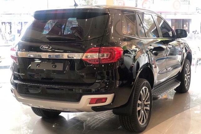 Can canh Ford Everest 2020 gan 1,2 ty dong tai Viet Nam-Hinh-2