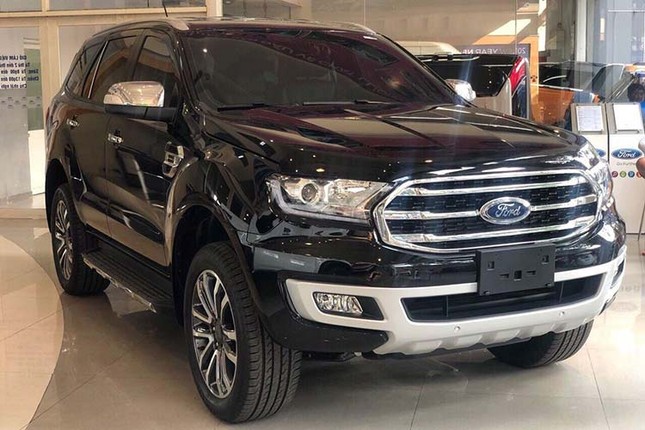 Can canh Ford Everest 2020 gan 1,2 ty dong tai Viet Nam