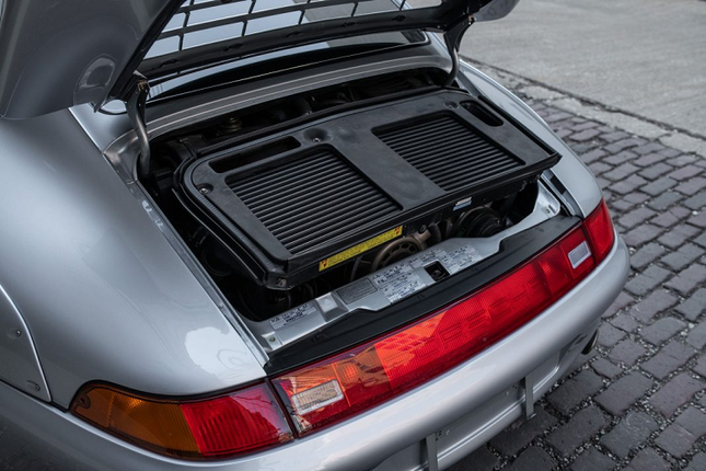 Dau gia Porsche 993 GT2 hang hiem khoang 1 trieu USD-Hinh-7