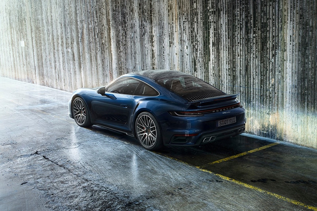 Can canh Porsche 911 Turbo 2021 gia tu 4 ty dong-Hinh-7