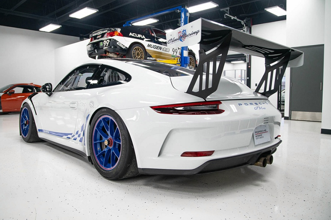 Can canh Porsche 911 GT3 phien ban xe dua cuc quy-Hinh-2