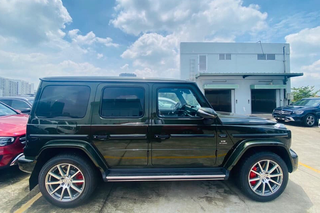 Can canh Mercedes-AMG G63 2020 mau doc, hon 10 ty ve Viet Nam-Hinh-7