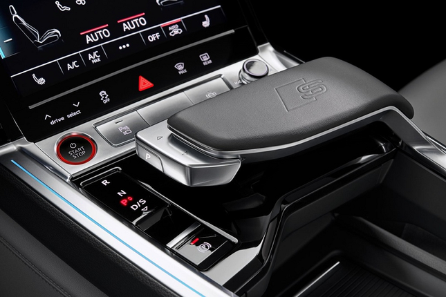 Ngam SUV dien Audi e-tron Sportback khoang 2,5 ty dong tai Anh-Hinh-9