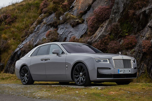 Can canh xe sang Rolls-Royce Ghost 2021
