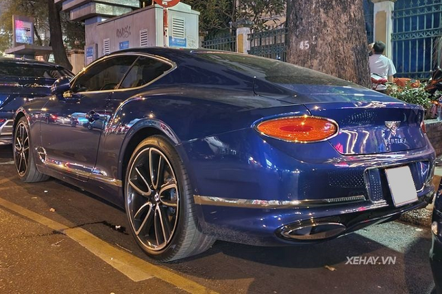 Can canh Bentley Continental GT First Edition hon 25 ty tai Sai Gon-Hinh-5