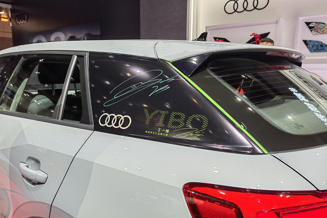 Audi Q2L 2022 phien ban dac biet cua sao Vuong Nhat Bac-Hinh-3
