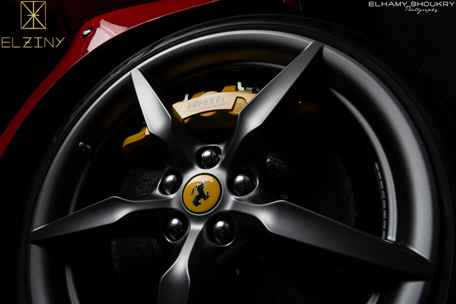 Can canh sieu xe doc nhat the gioi Ferrari F8 Tributo Modena Italy-Hinh-14