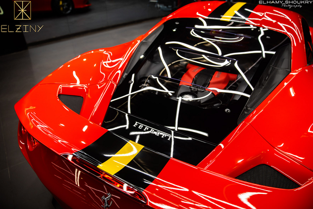Can canh sieu xe doc nhat the gioi Ferrari F8 Tributo Modena Italy-Hinh-6