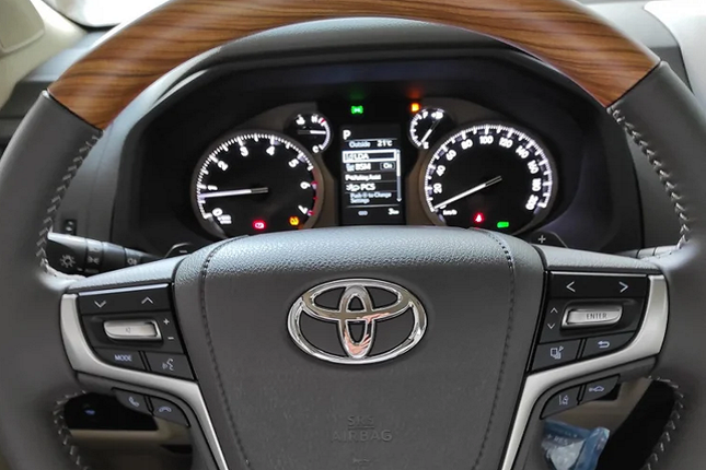 Chi tiet Toyota Land Cruiser Prado 2022 gia 2,5 ty-Hinh-9