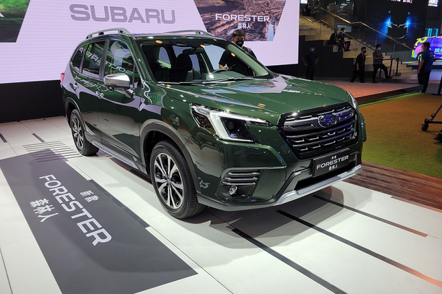 Can canh Subaru Forester 2022 sap ve Viet Nam
