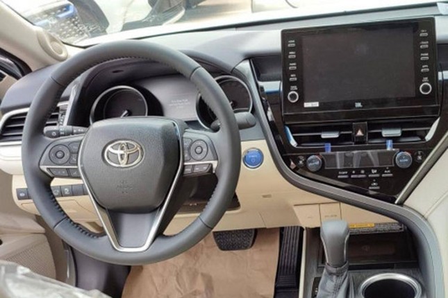 Can canh Toyota Camry 2022 truoc gio ra mat-Hinh-5