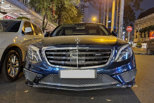 Cai canh Mercedes-AMG S65 W222 gia gan 13 ty dong tren duong pho TP HCM-Hinh-3