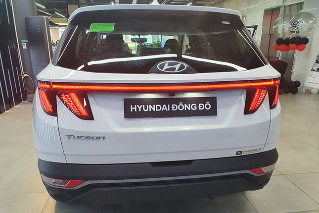 Crossover hang C Hyundai Tucson 2022 ban re nhat co gi?-Hinh-2