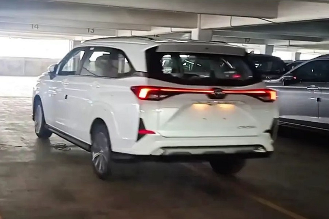 Can canh Toyota Avanza va Veloz 2022 gia hon 600 trieu dong-Hinh-6