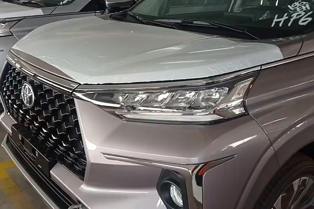 Can canh Toyota Avanza va Veloz 2022 gia hon 600 trieu dong-Hinh-8