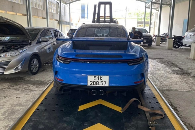 Can canh Porsche 911 GT3 hon 16 ty cua Cuong Do la-Hinh-2