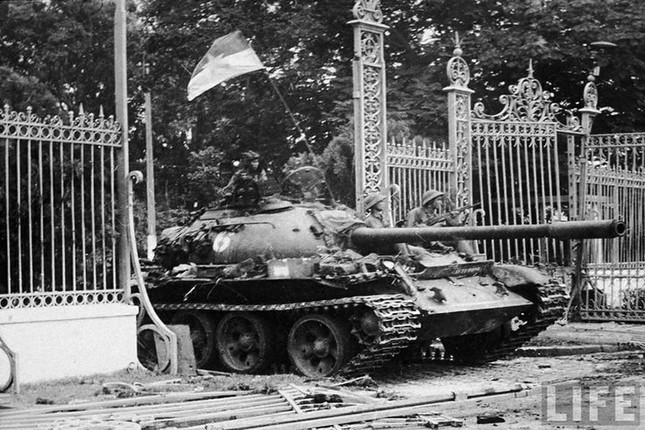 Tuong tan chiec T-54 hien dai nhat trong chien dich Xuan 1975