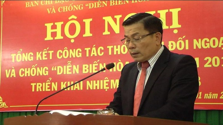 Chan dung tan Pho Tong thanh tra Chinh phu Tran Van Minh-Hinh-4