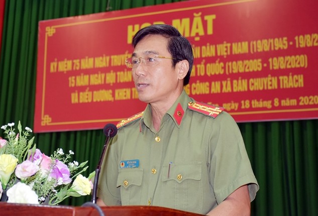 Dai ta Vo Hung Minh - Giam doc Cong an tinh Ben Tre lam Pho Cuc truong Cuc An ninh noi dia-Hinh-4