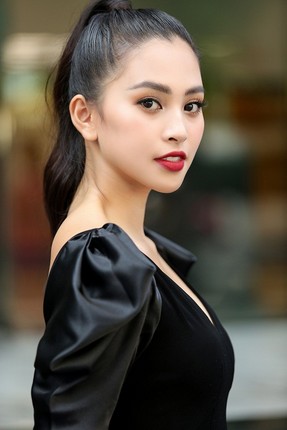 Hoa hau Mai Phuong Thuy va Tieu Vy rang ro so sac tai buoi so khao Miss World Viet Nam 2019-Hinh-2
