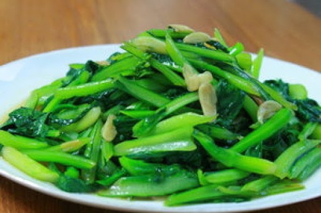 Cac loai rau xanh bo sung sat cho nguoi an chay-Hinh-4