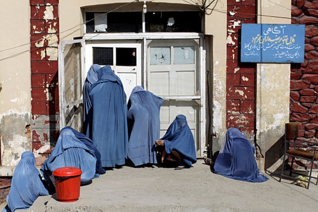 Cuc soc ly do phu nu Afghanistan bi Taliban ban chet bat cu khi nao-Hinh-11