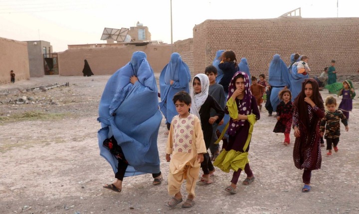 Cuc soc ly do phu nu Afghanistan bi Taliban ban chet bat cu khi nao-Hinh-13