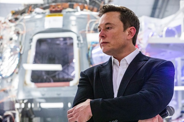 Vi sao sieu ty phu Elon Musk duoc TIME binh chon la nhan vat cua nam 2021?
