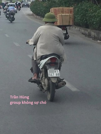 'Choang” nhung bien so xe khung khien nguoi di duong ha hoc mom-Hinh-5