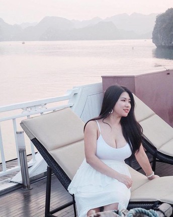 Choang voi hot girl Malaysia co vong 1 hon 100cm noi tieng Instagram-Hinh-7
