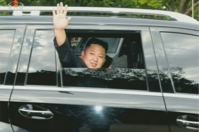Mercedes-Benz S600 cua ong Kim Jong Un sap den Ha Noi?-Hinh-6
