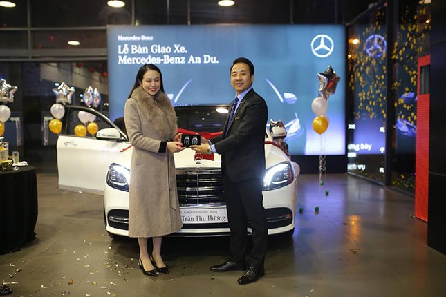Kham pha Mercedes-Benz S-Class gia 4,8 ty Tuan Hung vua tau-Hinh-2