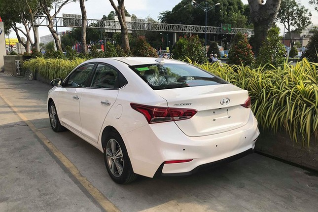 Sedan B-class Hyundai Accent 2019 gia tu 426 trieu dong co gi?-Hinh-7