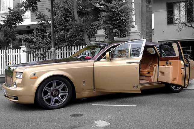 Rolls-Royce Phantom ma vang bien 