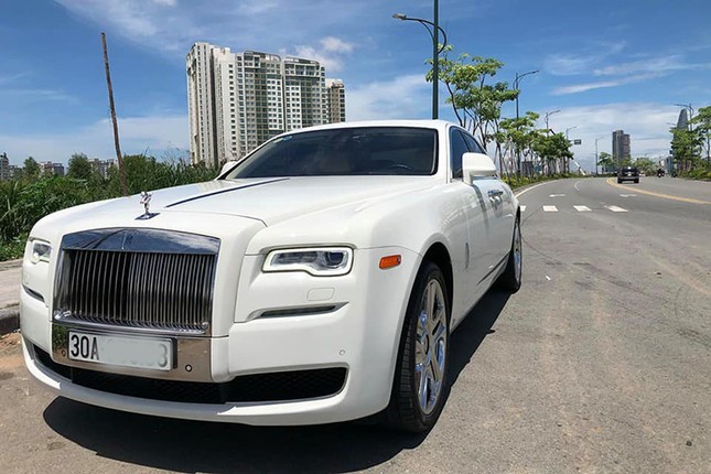 Rolls-Royce Ghost lan banh 8 nam duoc ban voi gia 10 ty-Hinh-11