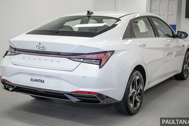 Chi tiet Hyundai Elantra 2021 thiet ke hoan toan moi-Hinh-2
