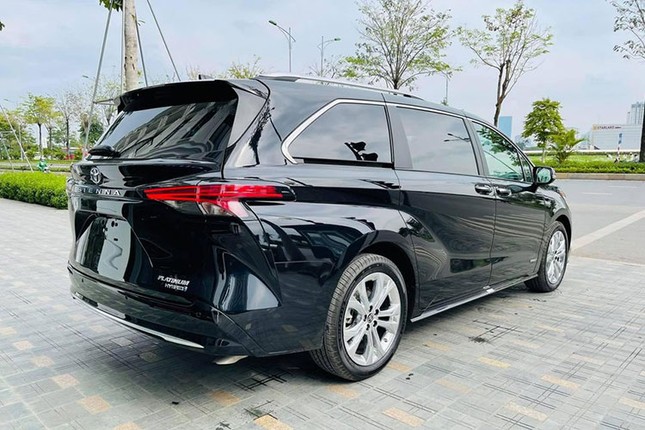 Chi tiet xe Sienna Platinum 2021 cua Toyota co gia hon 4 ty dong-Hinh-10