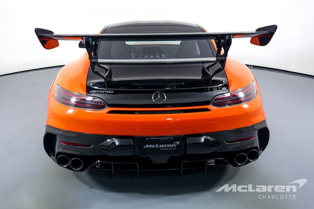 Can canh Mercedes-AMG GT Black Series co gia len toi 18 ty-Hinh-3