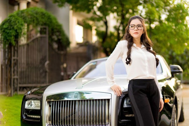 Rolls-Royce tien ty cua Ly Nha Ky va dai gia Nguyen Phuong Hang-Hinh-10
