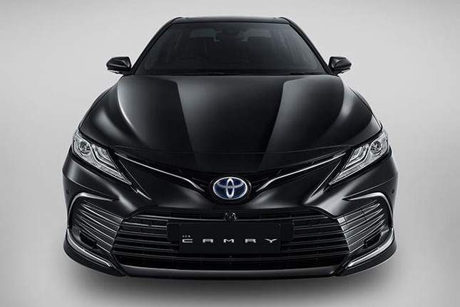 Chi tiet Toyota Camry Hybrid 2022 dep tung centimet-Hinh-3