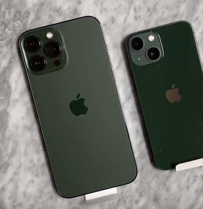 Can canh iPhone 13 mau Alpine Green dep khong ti vet-Hinh-8