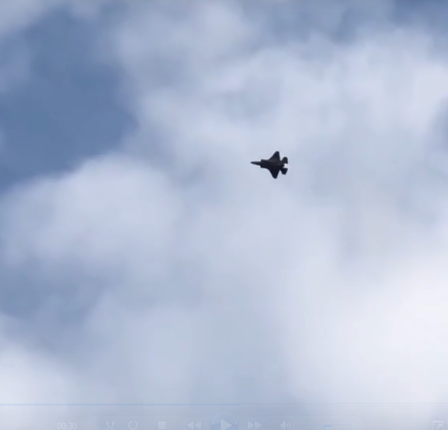 Anh: F-35 the hien kha nang co dong vuot troi Su-30/35-Hinh-10