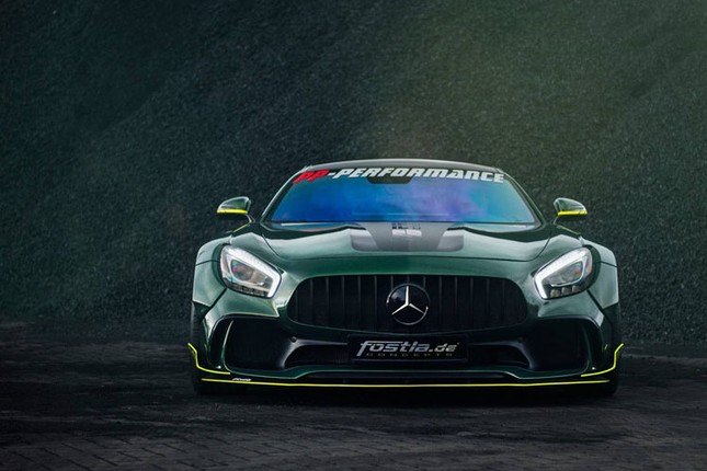 “Quai thu dia nguc xanh” Mercedes-AMG GT do bodykit sieu doc-Hinh-2