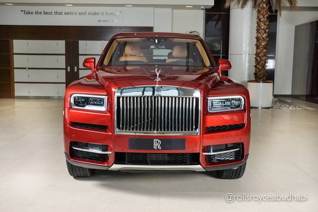 “Soi” showroom xe sieu sang Rolls-Royce dinh nhat TG-Hinh-4