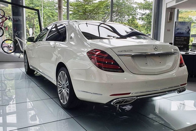 Diep Lam Anh tau Mercedes-Maybach S450 hon 7 ty dong-Hinh-4